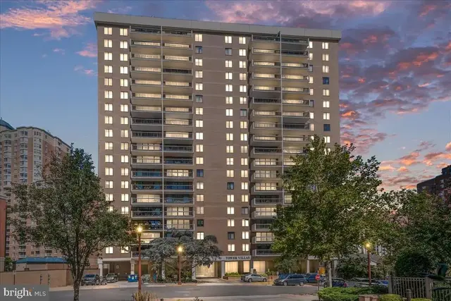 3800 Fairfax Dr #102, Arlington