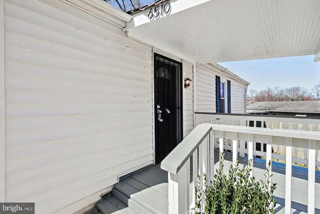 6510 Blacklog St, CAPITOL HEIGHTS