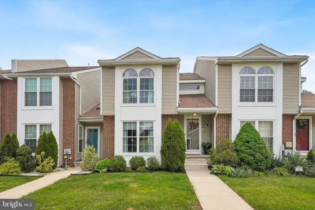 105 Teakwood, NORRISTOWN