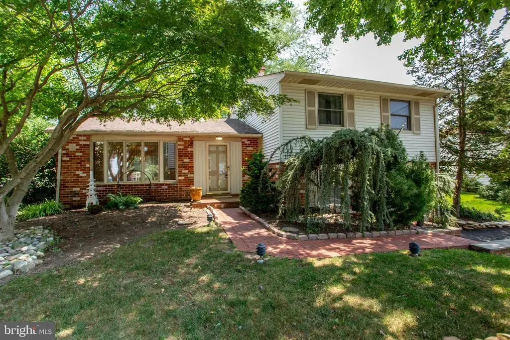 527 Cedarbrook Rd, SOUTHAMPTON