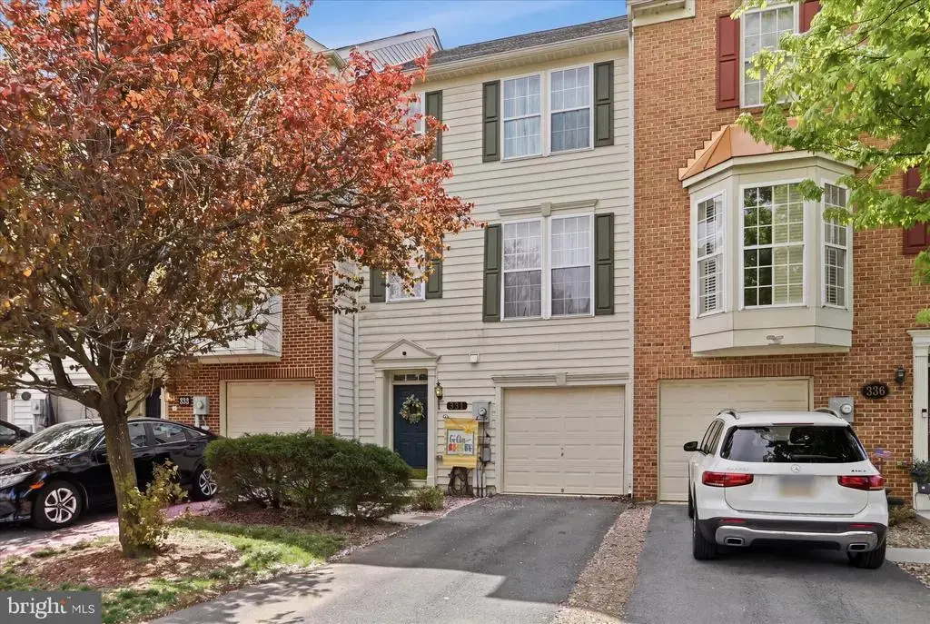 334 Lantern Ln, CHAMBERSBURG