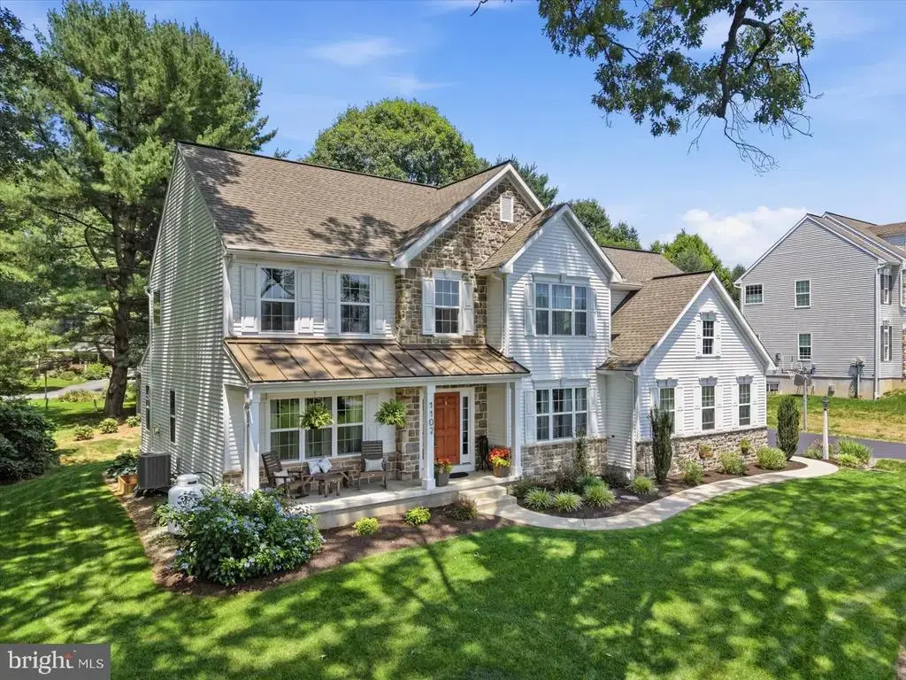 1102 Orchard Rd, LITITZ