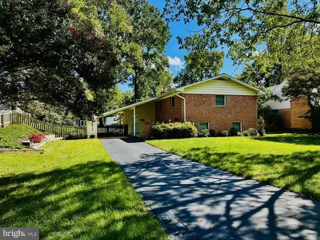 2613 Culpeper Rd, Alexandria