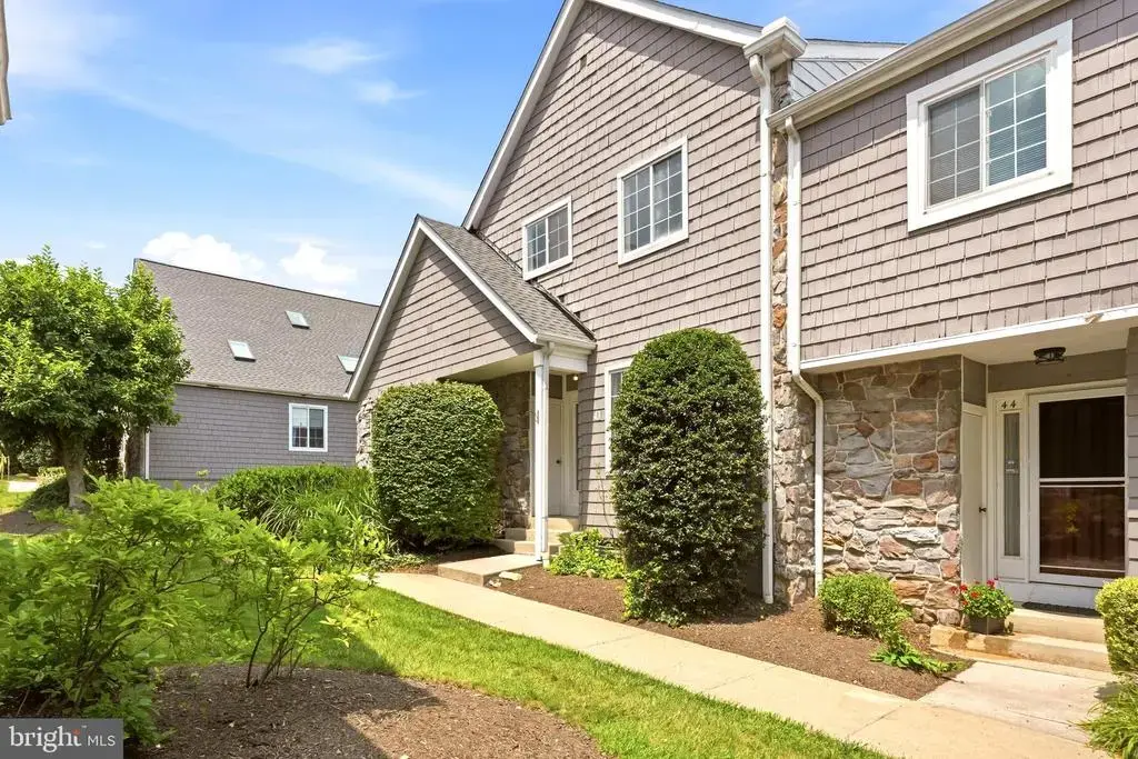 43 Constitution Ct #43, CHESTERBROOK