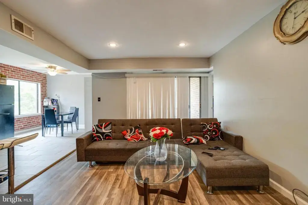 11202 Cherry Hill Rd #74, BELTSVILLE