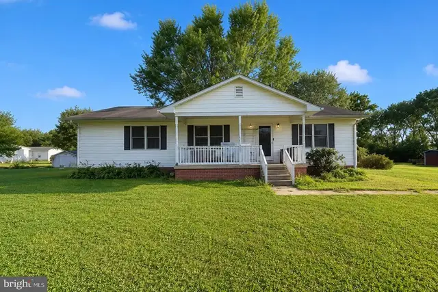 205 Tenth St, Grottoes