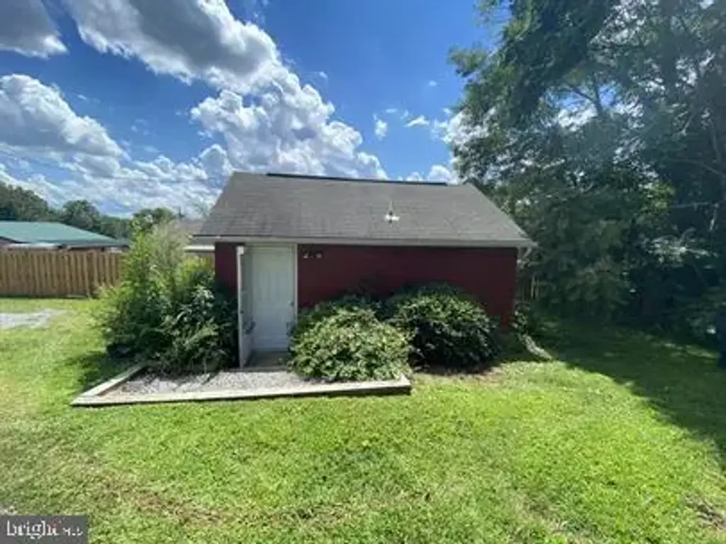 181 Truslow Rd #3, FREDERICKSBURG