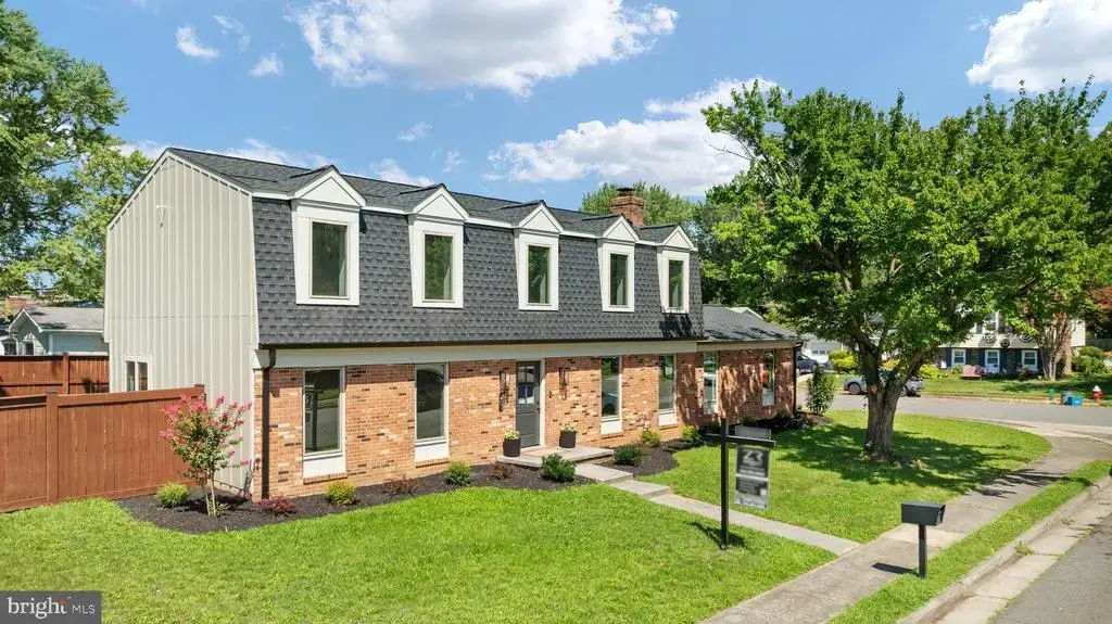 401 Crestwood Sw, LEESBURG