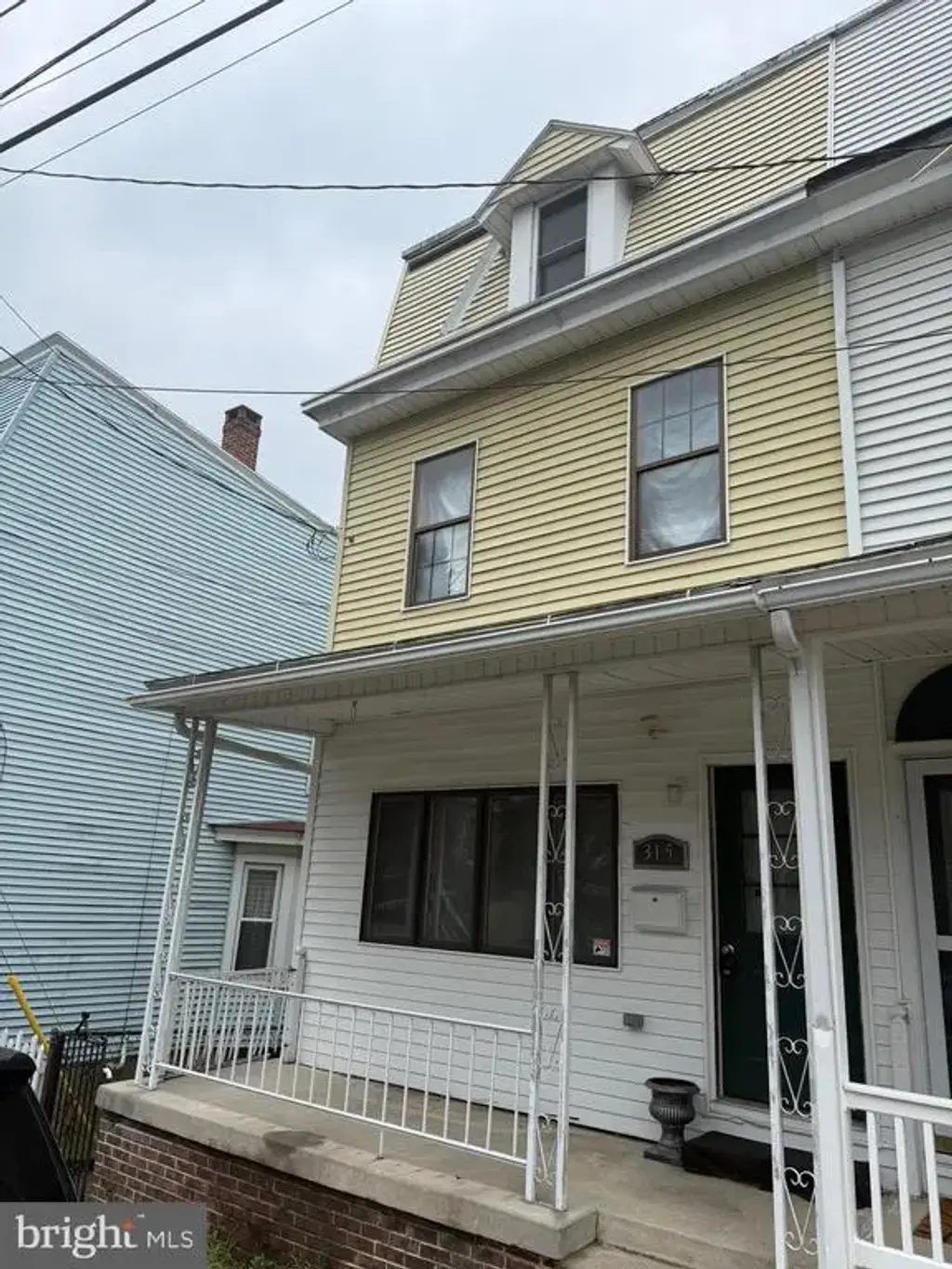 315 Valley St, PORT CARBON