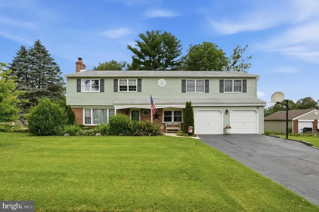 290 Pheasant Run, FEASTERVILLE TREVOSE