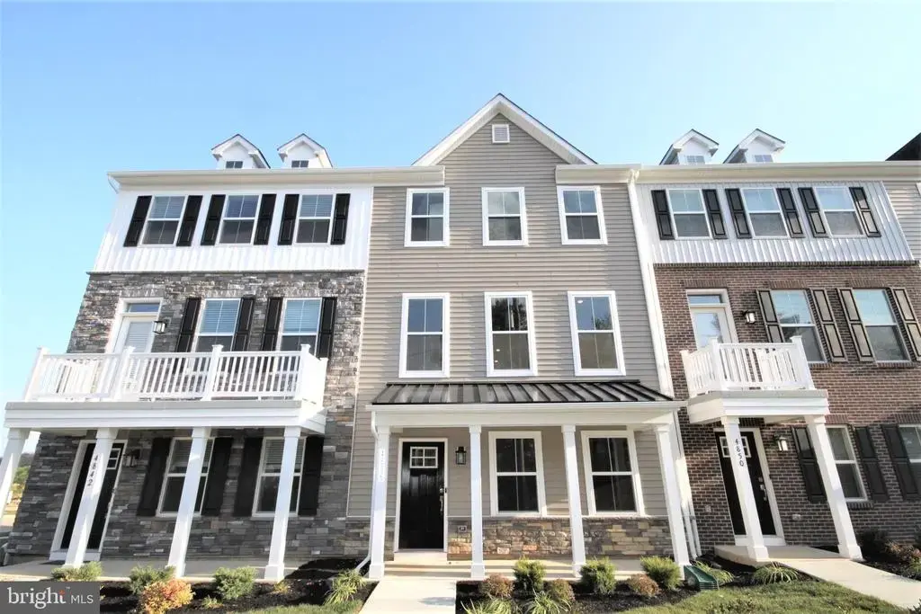 4856 Stump Rd, PIPERSVILLE