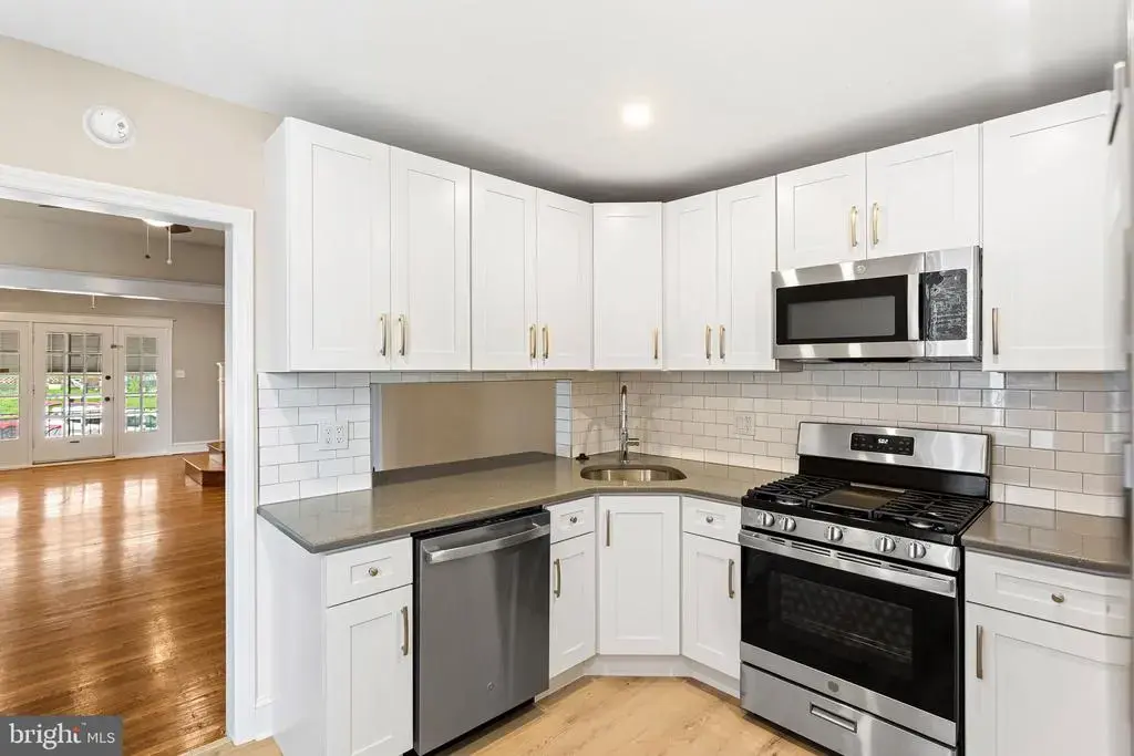 35 N State Rd, UPPER DARBY