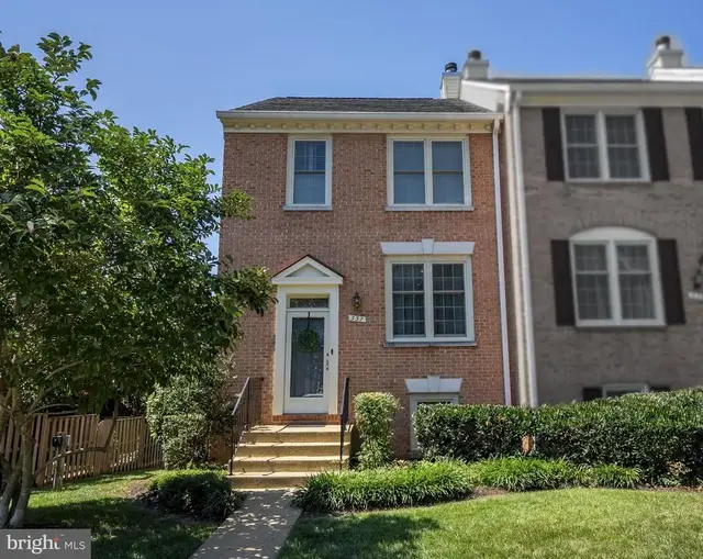 337 S Pickett St, Alexandria