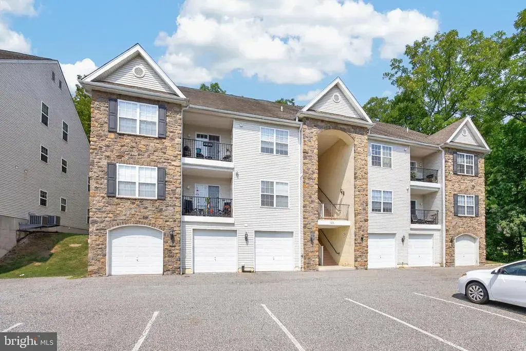 131 E First Ave #16, COLLEGEVILLE