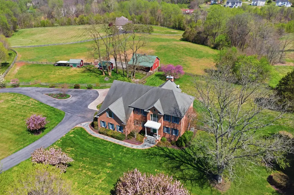 18905 Celebrity Ln, SANDY SPRING