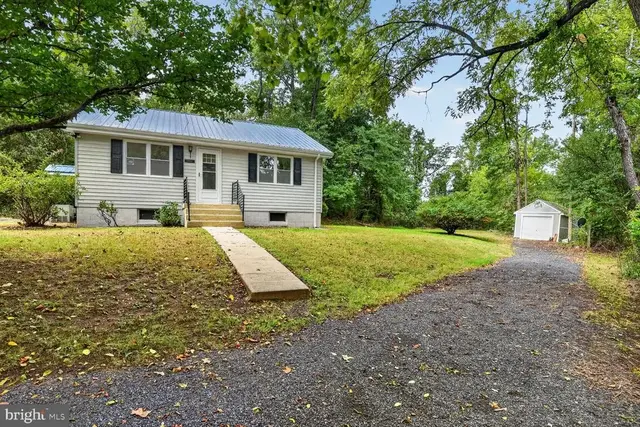 12503 Thrift Rd, Clinton