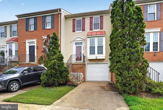 6568 Osprey Point Ln, Alexandria