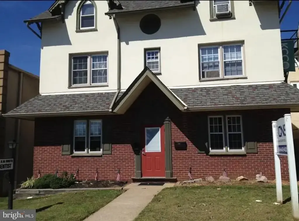 706 Fayette St #rear Office, CONSHOHOCKEN