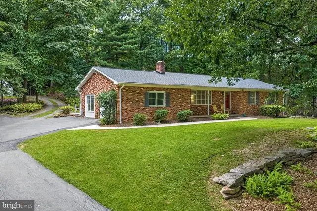 6406 White Oak Ct, Frederick