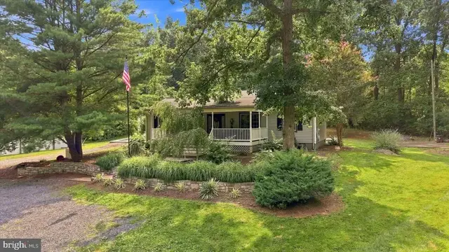 151 Sassafras Ln, Clear Brook