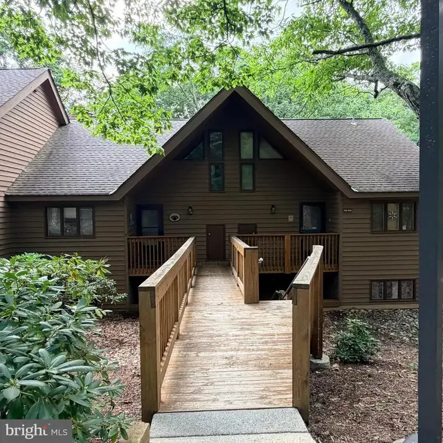 758 Laurelwood #758, Roseland