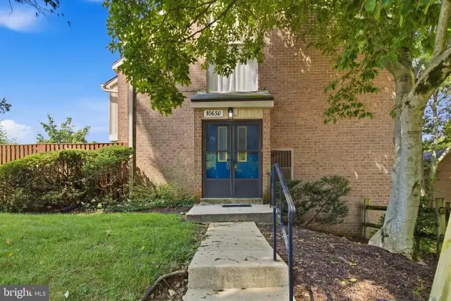 10650 Green Mountain Cir #6, Columbia