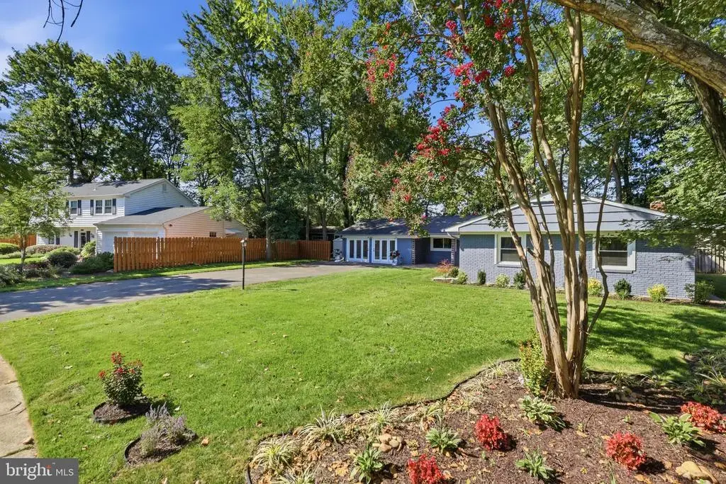 4140 Point Hollow Ln, FAIRFAX