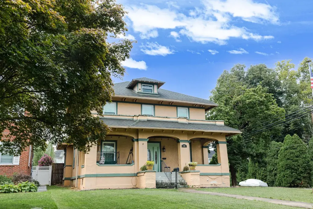1025 W King St, MARTINSBURG