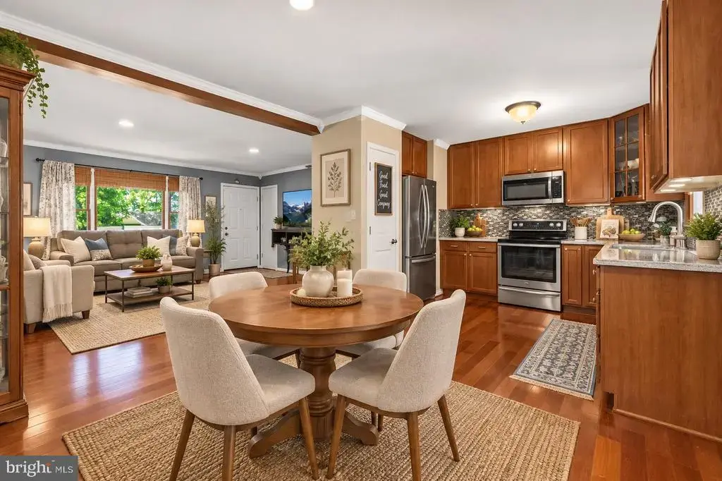 313 Green Arbor Dr, FREDERICKSBURG
