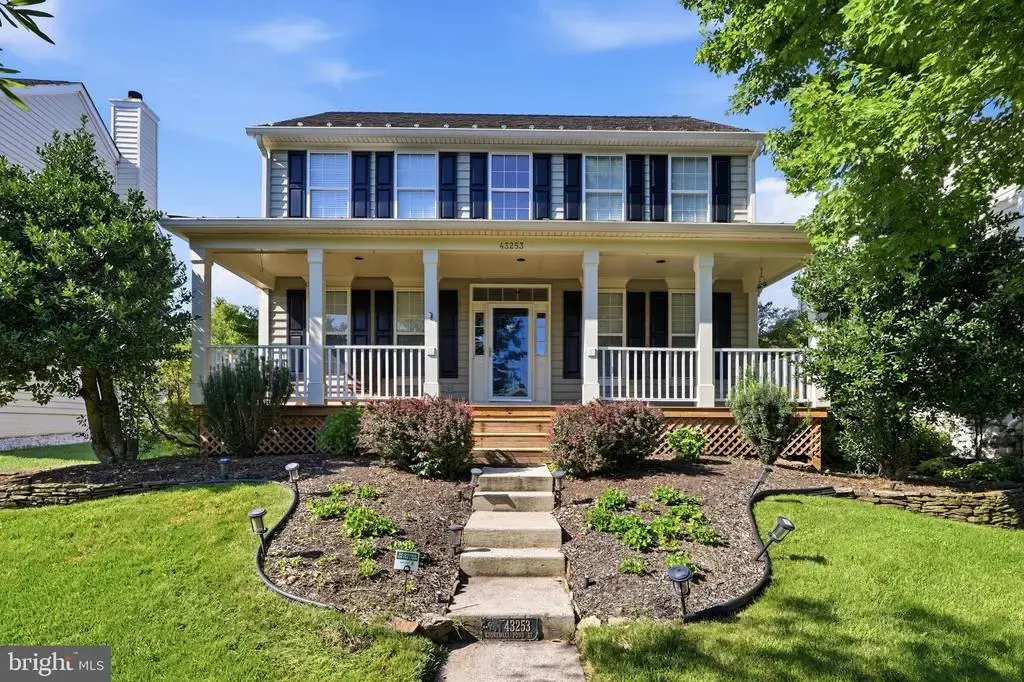 43253 Stonewall Pond St, CHANTILLY