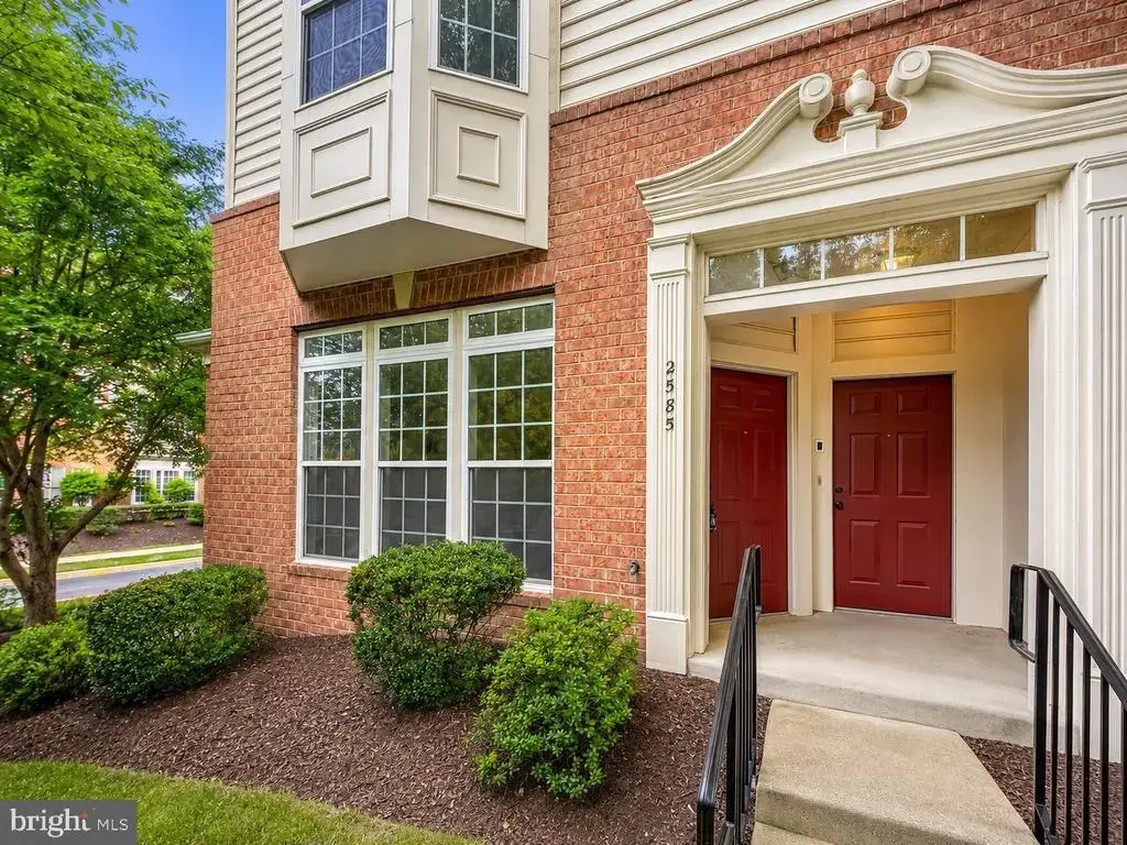 2585 Eastbourne Dr, WOODBRIDGE