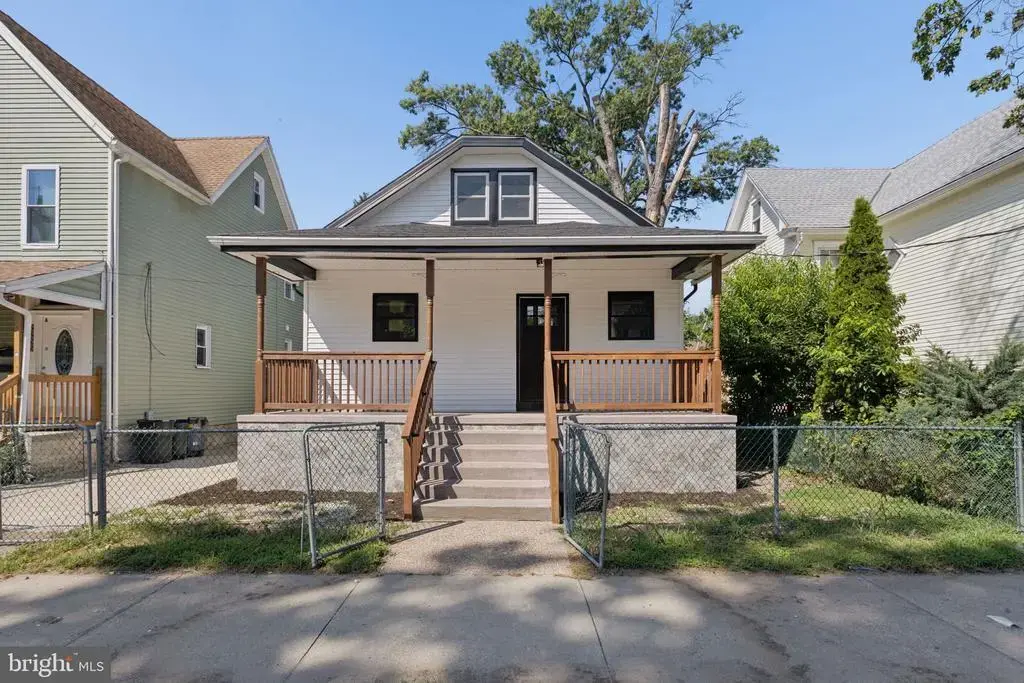 2249 39th St, PENNSAUKEN
