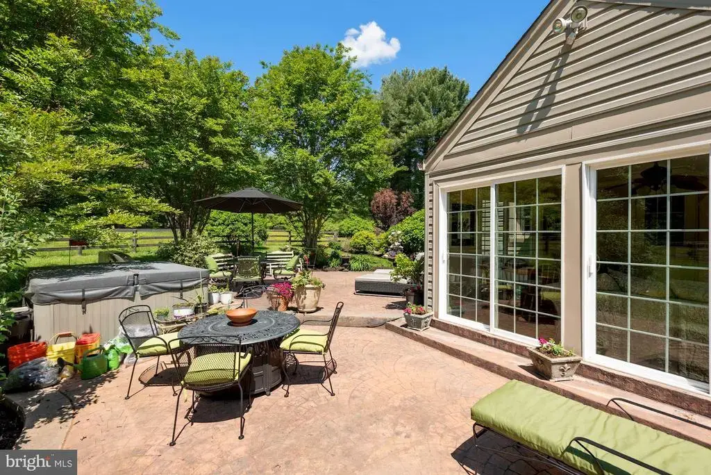 636 Walker Rd, GREAT FALLS