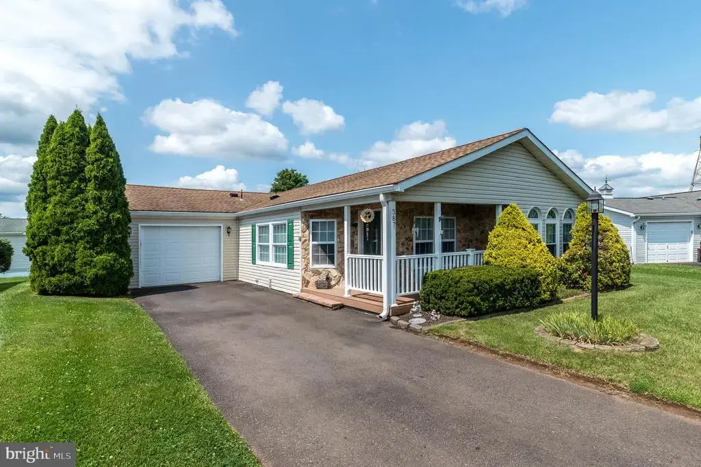 387 Thrush Ct W #w, NEW HOPE