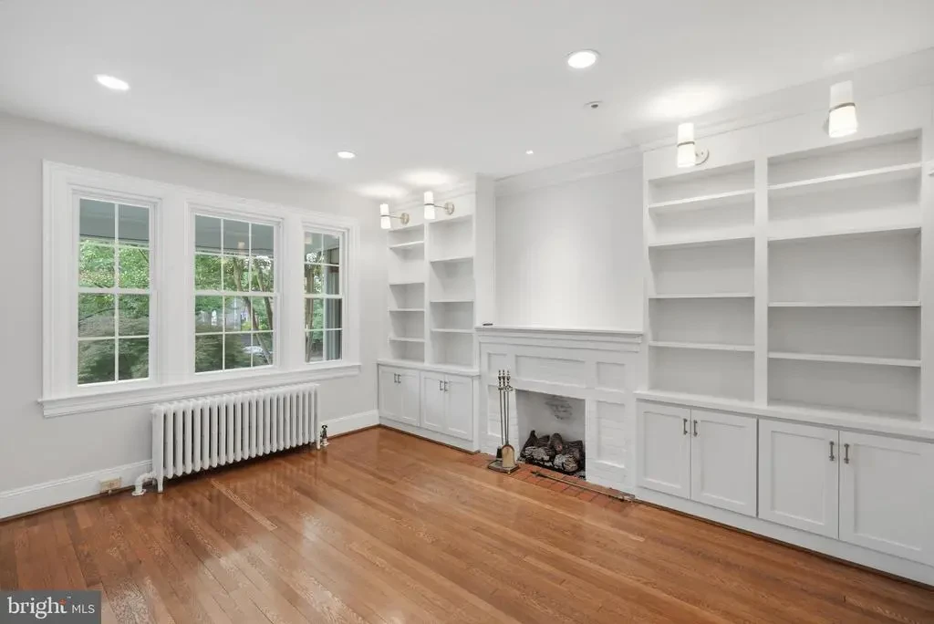 3839 Beecher St Nw, WASHINGTON