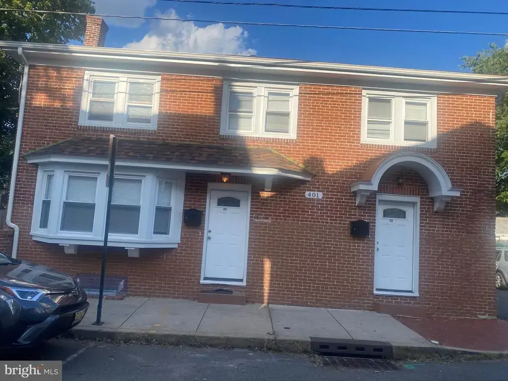 401-a Lawrence St, BURLINGTON