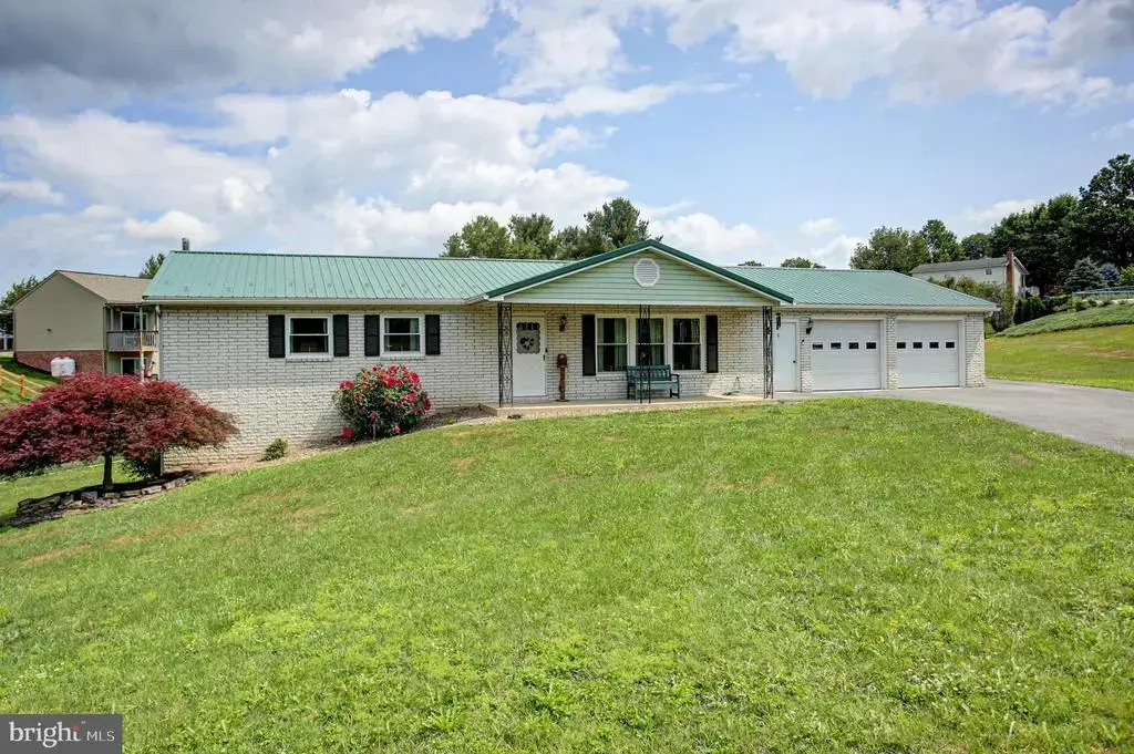 10 Surrey Court, CHAMBERSBURG