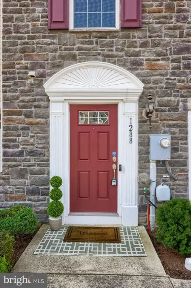 1288 Elderslie Ln #88, York