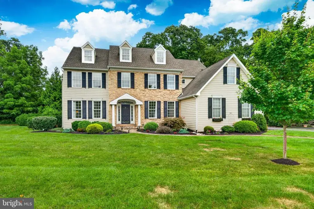 1003 Hidden Hollow Ln, WEST CHESTER