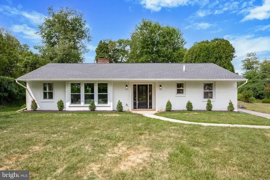 104 Furlong Ave, NEWTOWN SQUARE