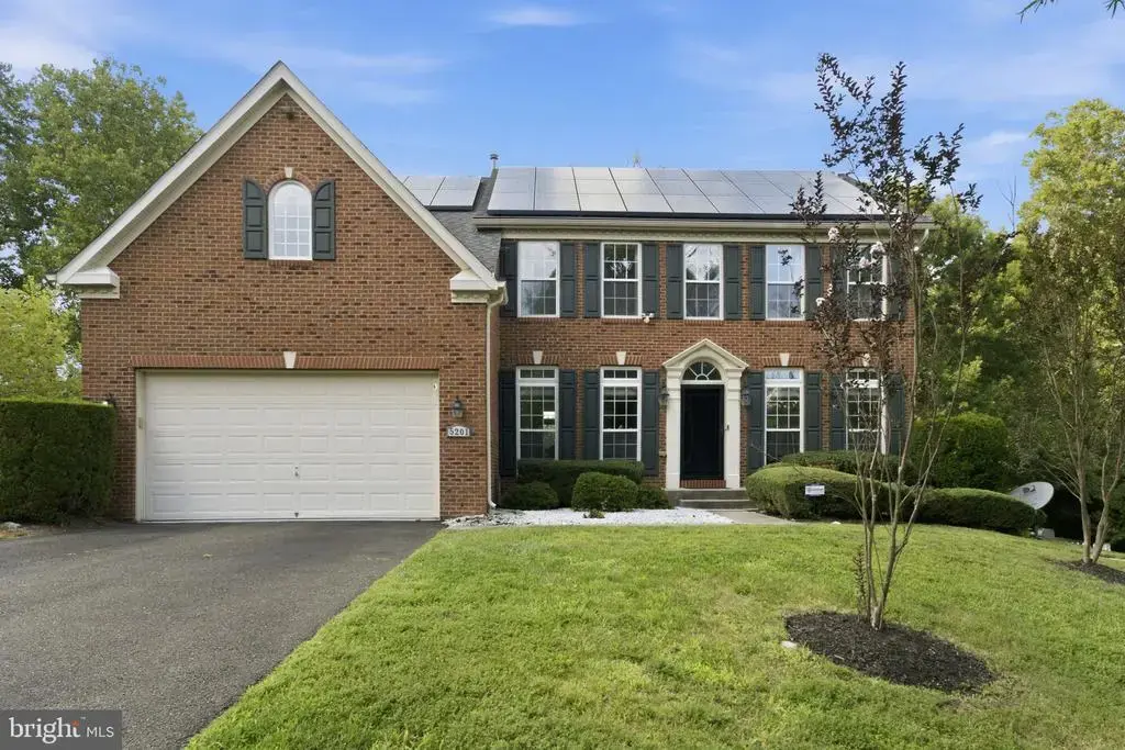 5201 Chestnut Manor Ct, UPPER MARLBORO