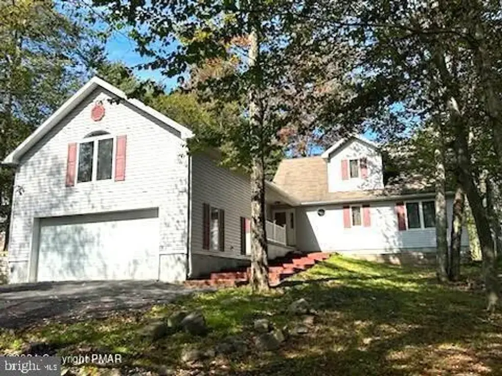 2170 Pine Valley Dr, TOBYHANNA