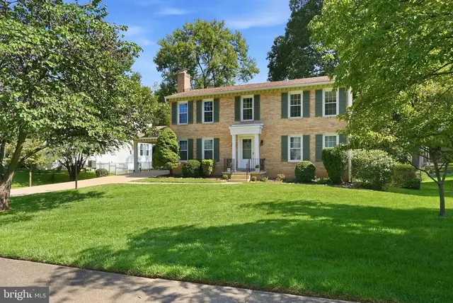 709 Mckinley St Ne, Vienna