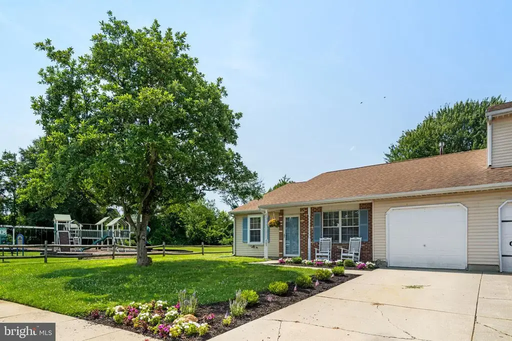 265 Lafayette Dr, SWEDESBORO