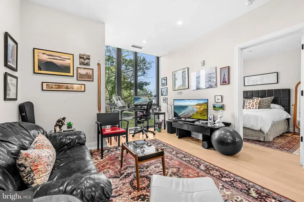 1111 Pennsylvania Ave Se #205, WASHINGTON