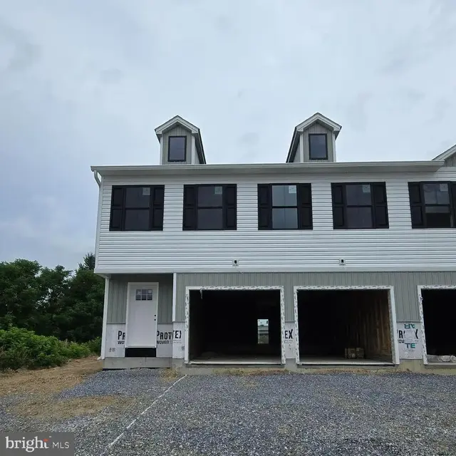 3617 Buchanan Trl W, Greencastle
