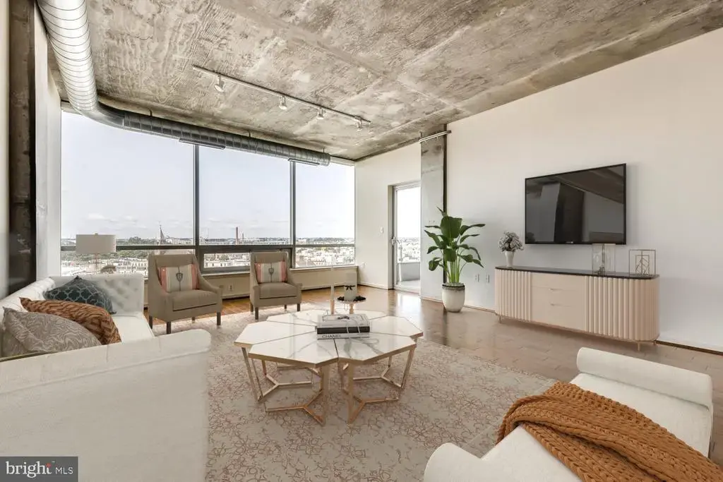 1200 Steuart St #725, BALTIMORE