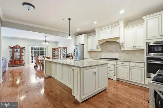 112 Wellington Dr, Media