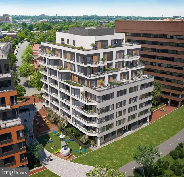 1111 N Fairfax St #402, Alexandria