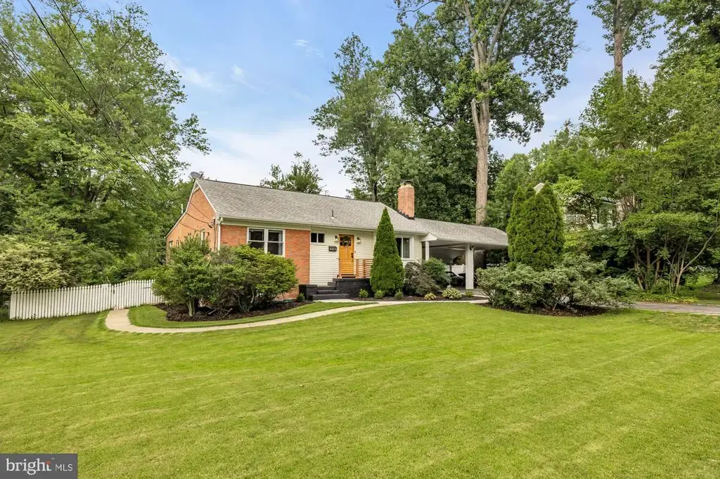 6616 Kerns Rd, FALLS CHURCH